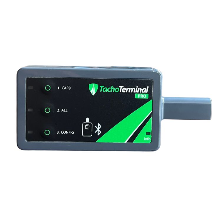 TachoTerminal PRO3 — pogled od spredaj s tipkama CARD, ALL in CONFIG